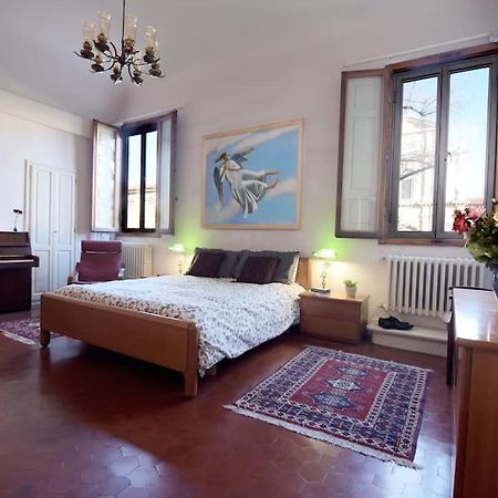 Cozy Apartment With Private Garden - City Center - Florence Buitenkant foto