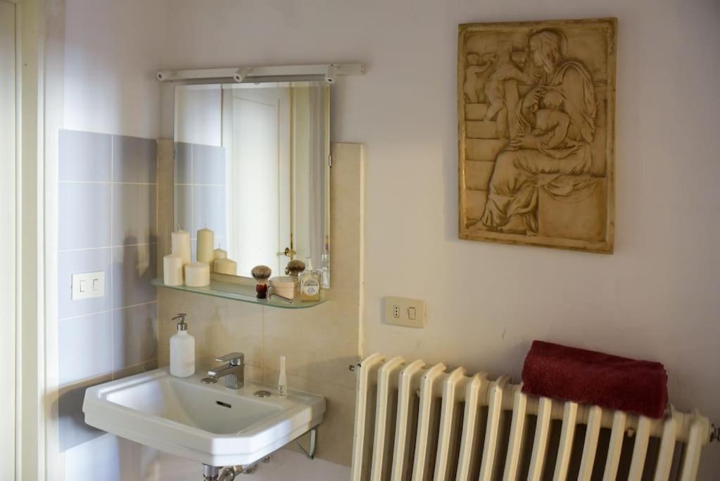Cozy Apartment With Private Garden - City Center - Florence Buitenkant foto